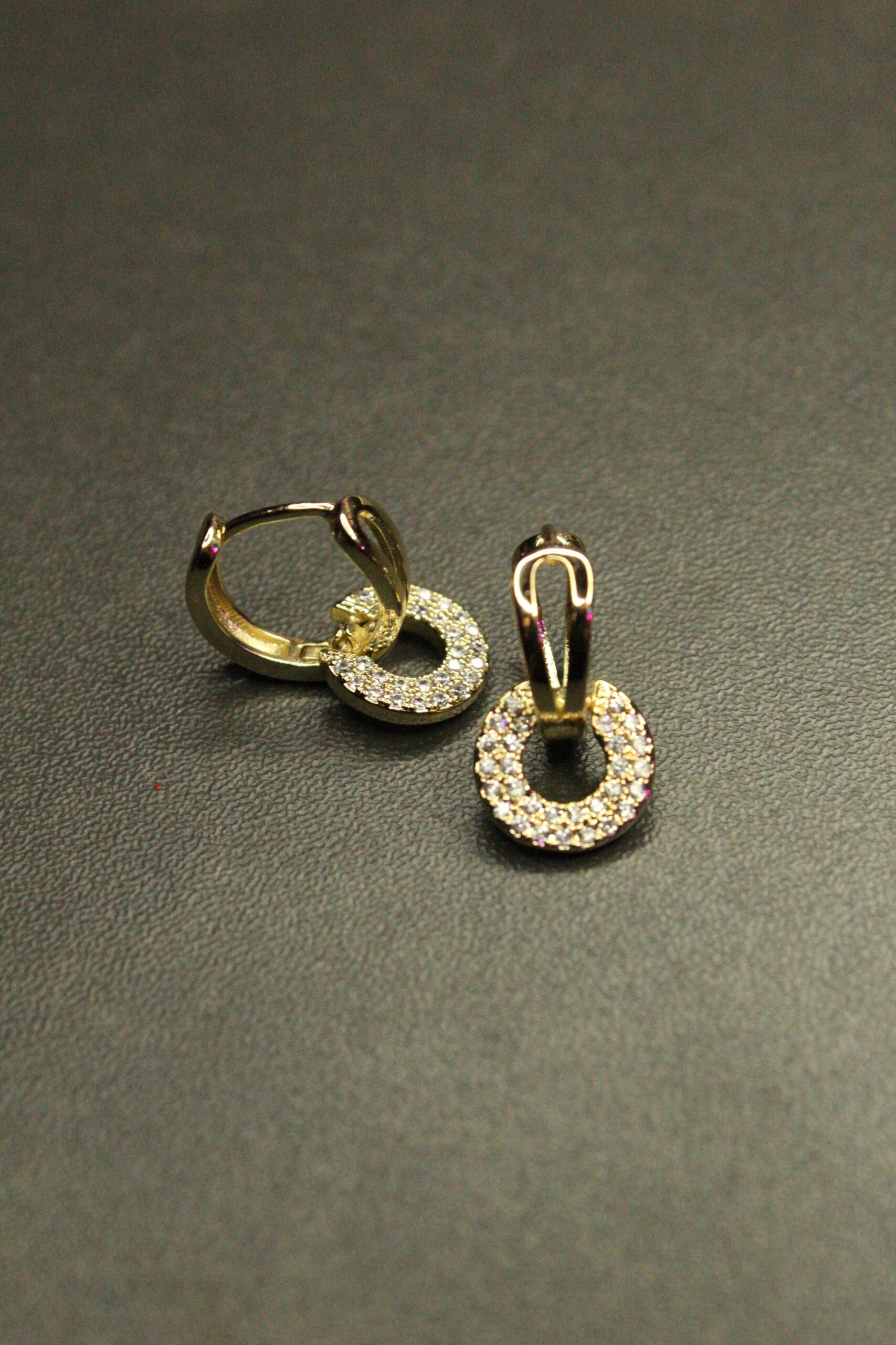 Mini Halo Gold Gold Çelik Küpe