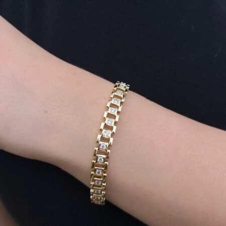 Zarafet 14K Altın Rengi Kaplama Kararmaz Çelik Taşlı Bileklik